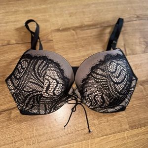 Victoria’s Secret Very sexy push up bra